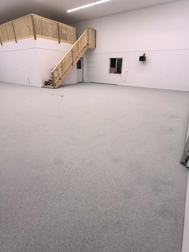 Colour quartz epoxy floor in a Burns Lake warehouse